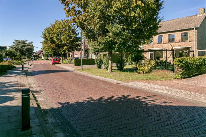 Bekijk foto 47 van Heilarensestraat 24