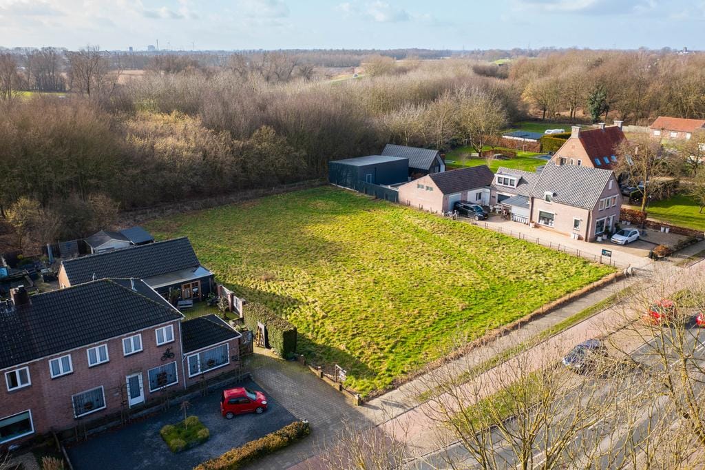 Photo 5 of van der Mondeweg