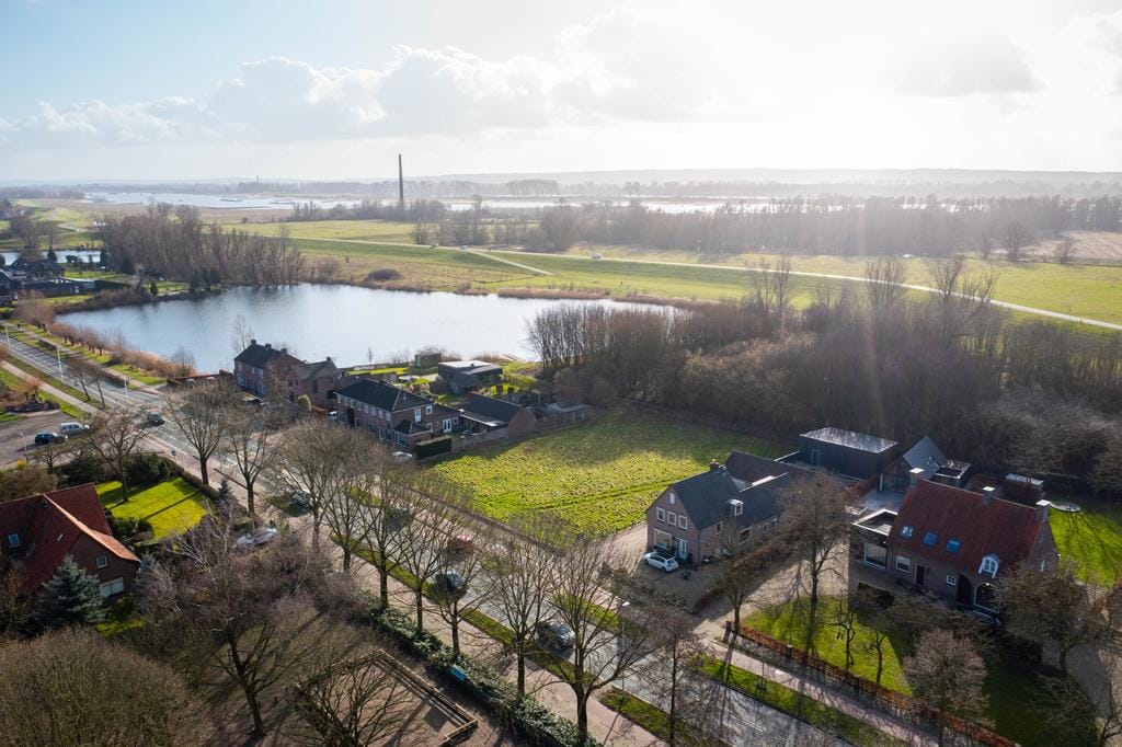 Photo 7 of van der Mondeweg