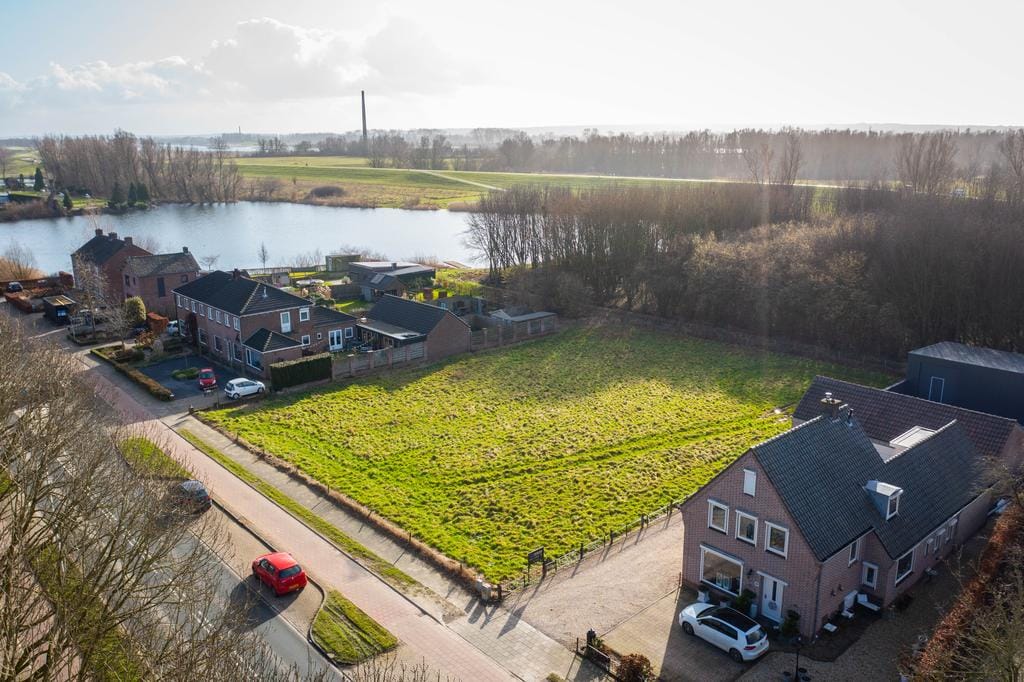 Photo 6 of van der Mondeweg