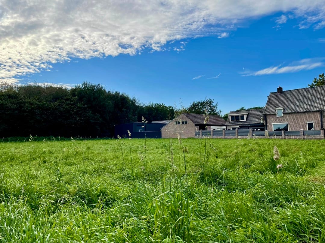 Photo 17 of van der Mondeweg