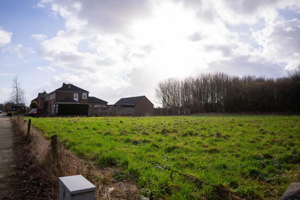 Photo 10 of van der Mondeweg