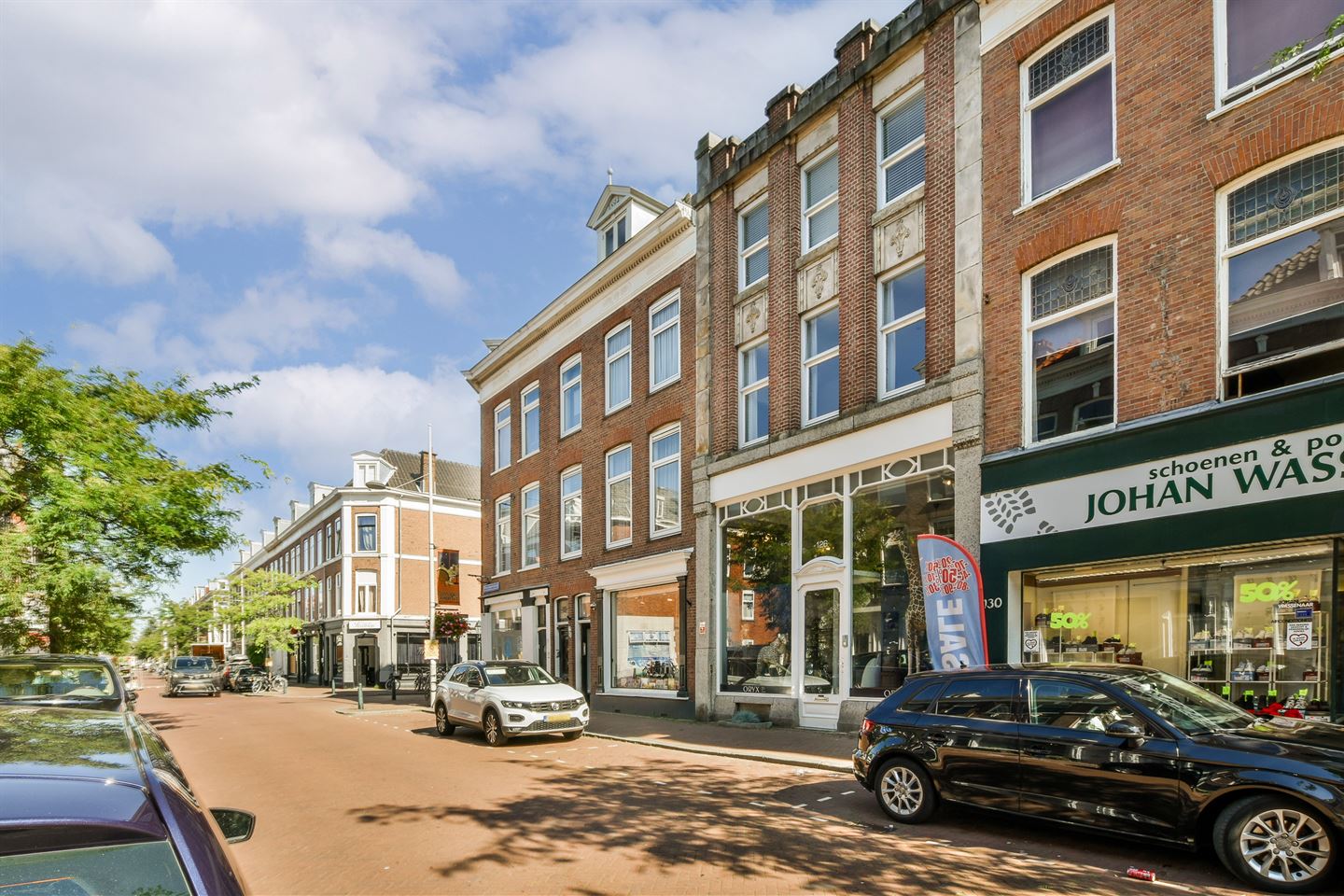 Bekijk foto 2 van Prins Hendrikstraat 126