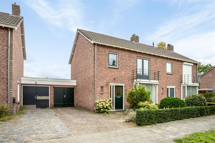 Bekijk foto 1 van Bredestraat 14