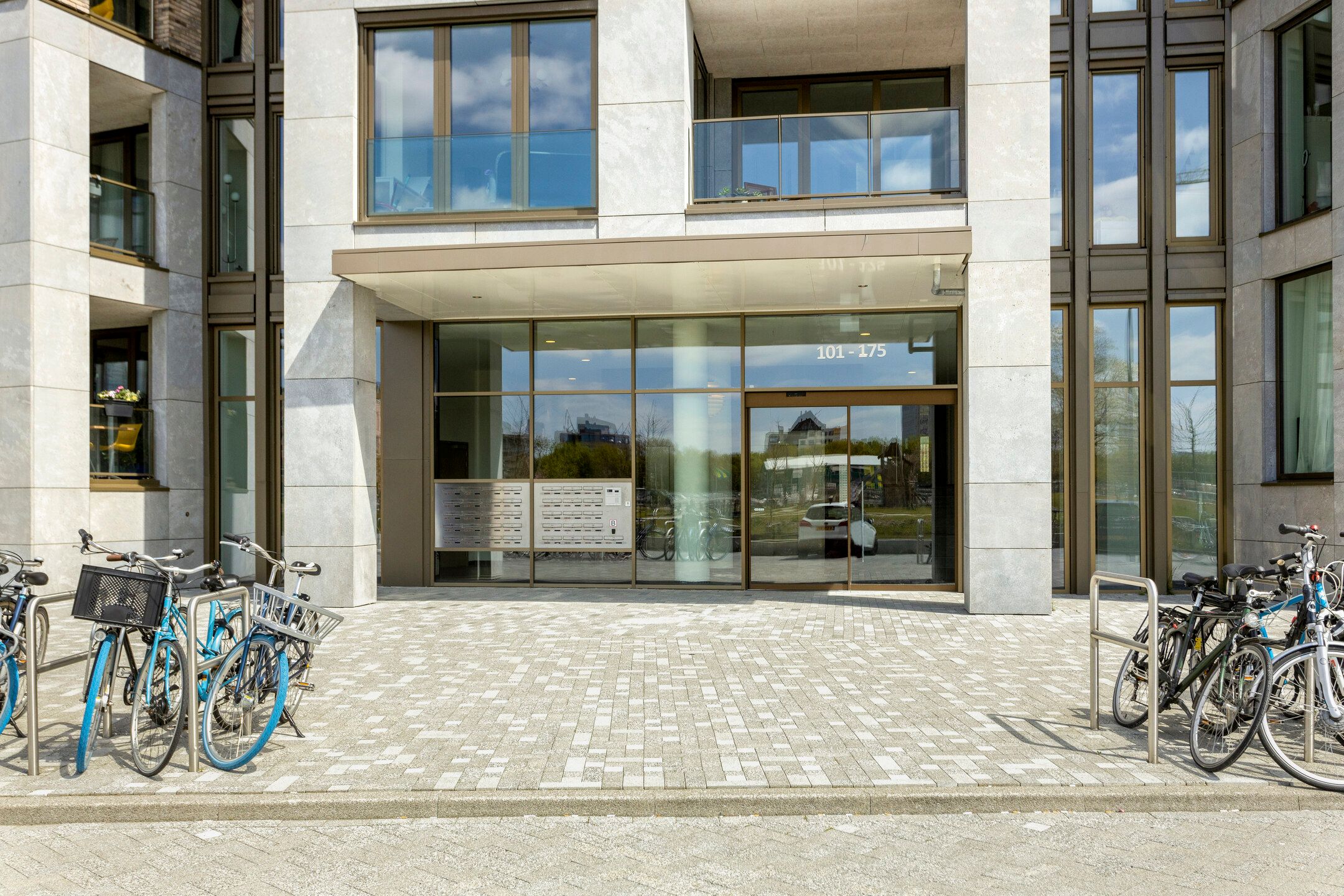 Photo 3 of Holland Park