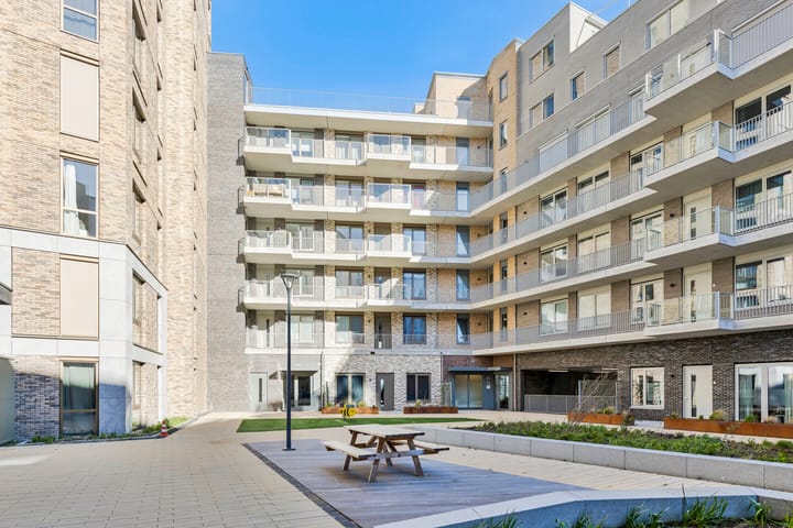 Image of Holland Park - penthouse Galleried apartment