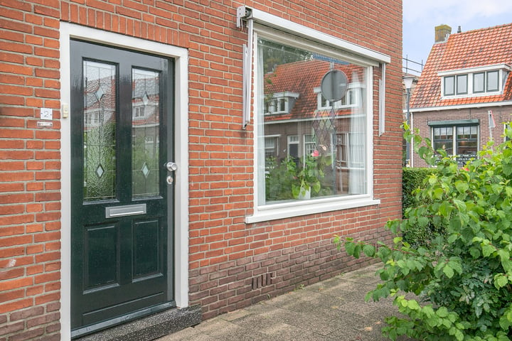 Bekijk foto 5 van Prinses Beatrixstraat 2