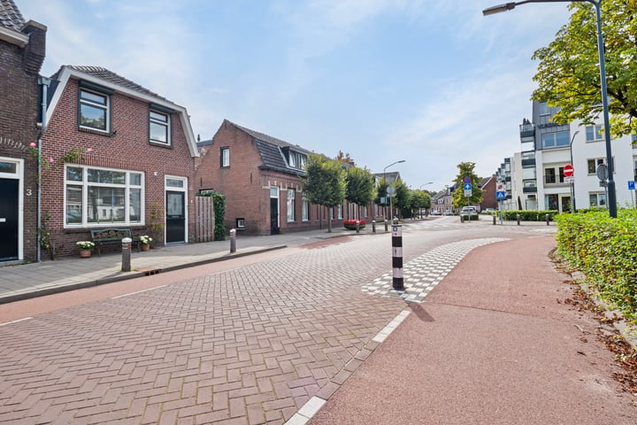 Bekijk foto 36 van Vlasmeersestraat 5