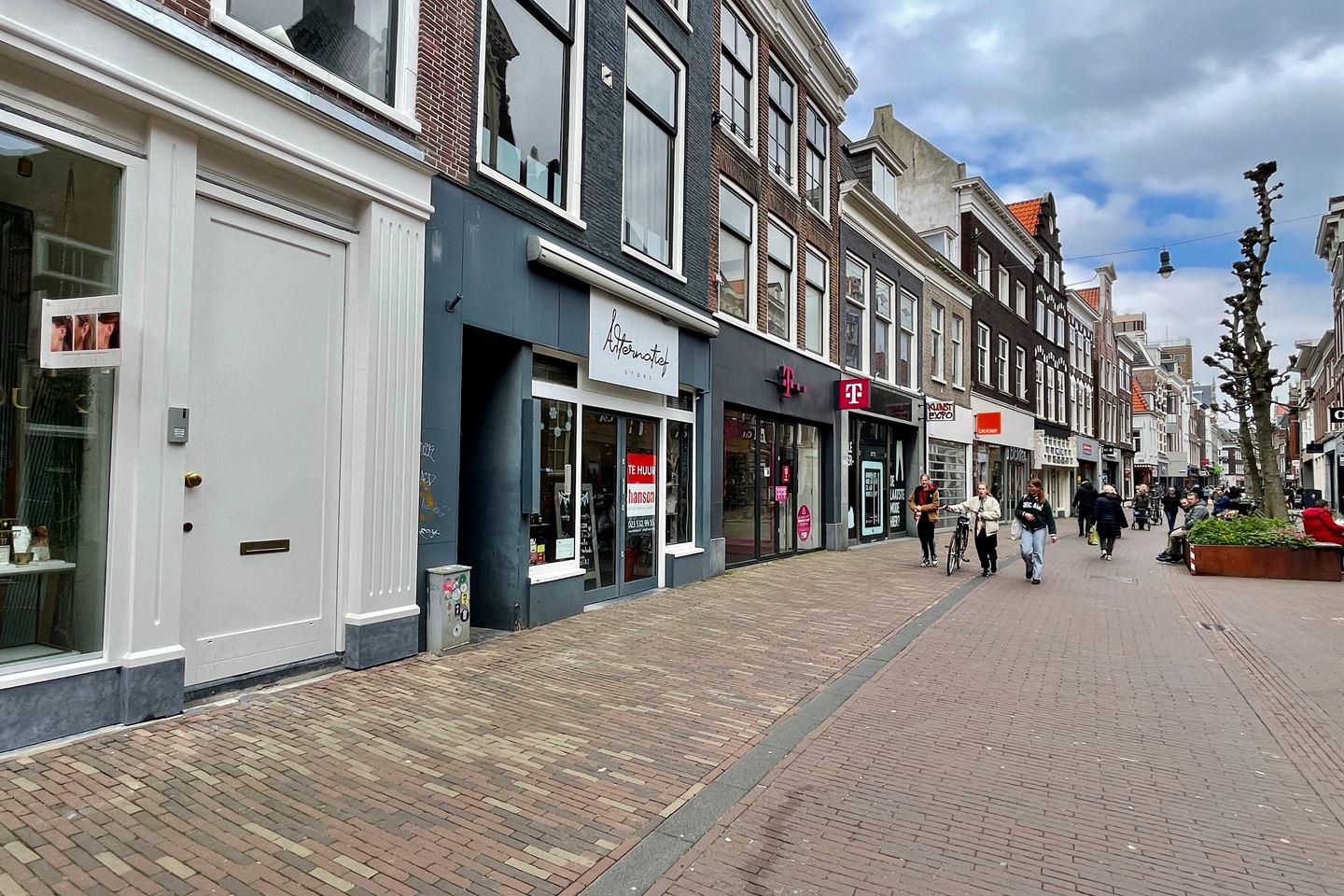 View photo 2 of Grote Houtstraat 120