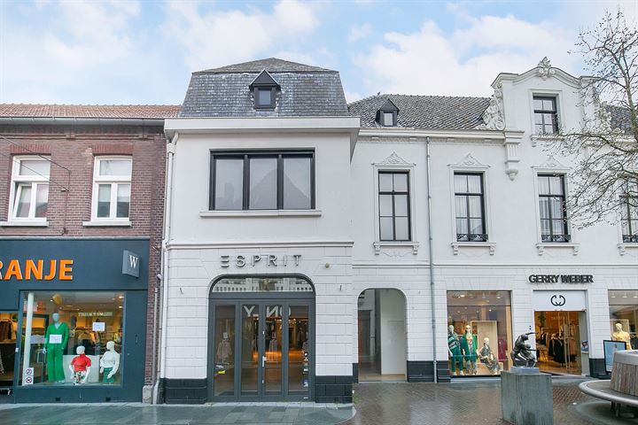 Grotestraat 26 -28, Venray