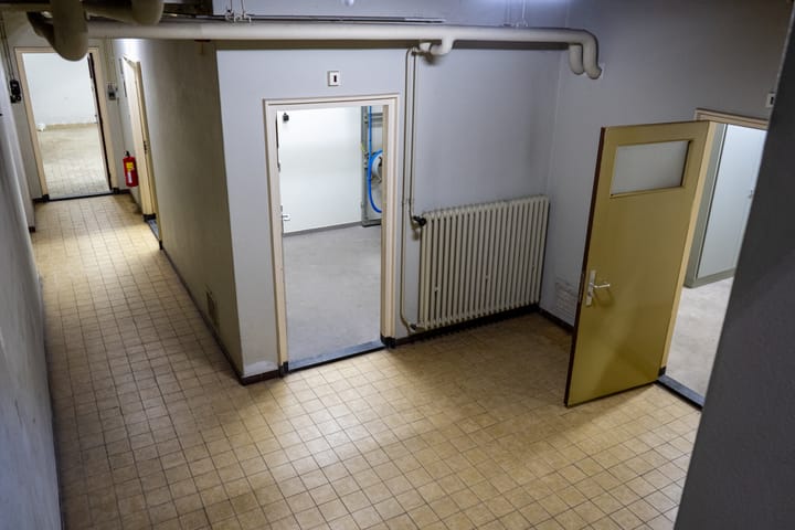 Photo 10 of Nieuw-Loosdrechtsedijk 7