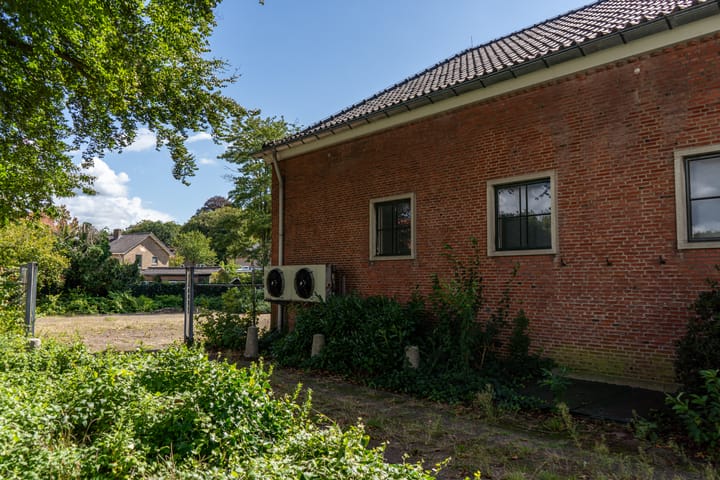 Photo 14 of Nieuw-Loosdrechtsedijk 7