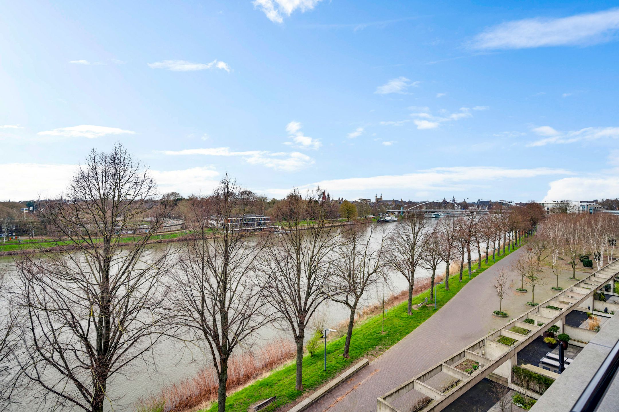 Foto 21 van Bellefroidlunet 52-E