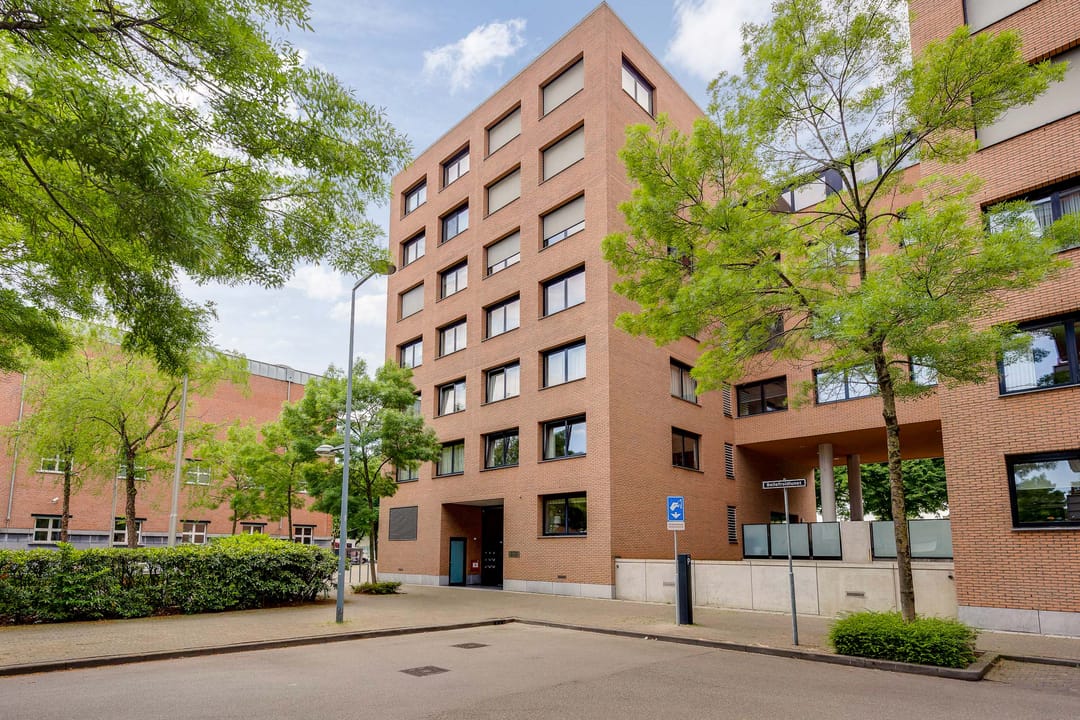 Foto 32 van Bellefroidlunet 52-E