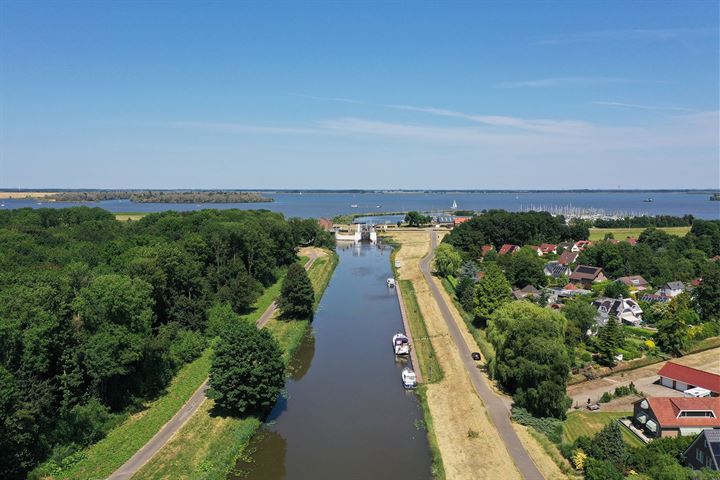 Bekijk foto 73 van Lindenlaan 39