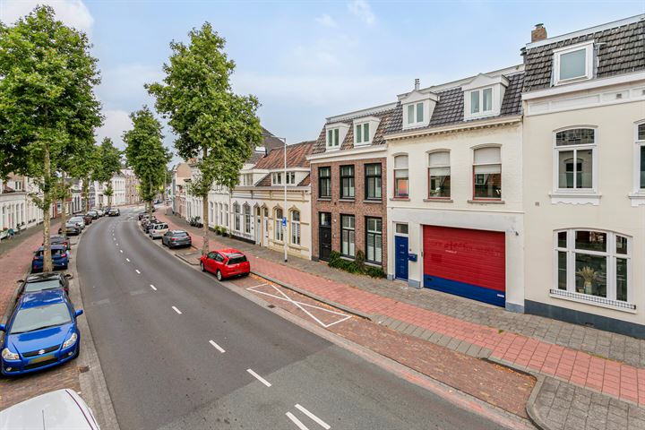 Bekijk foto 1 van Auvergnestraat 8