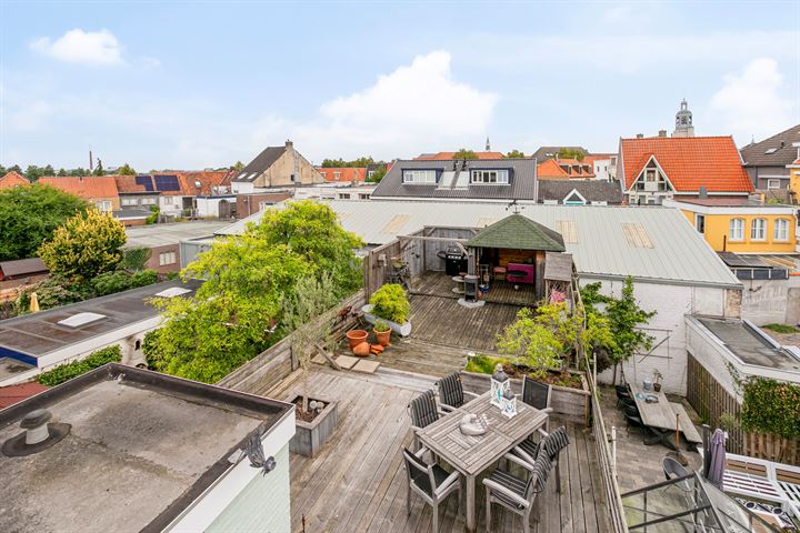 Bekijk foto 34 van Auvergnestraat 8