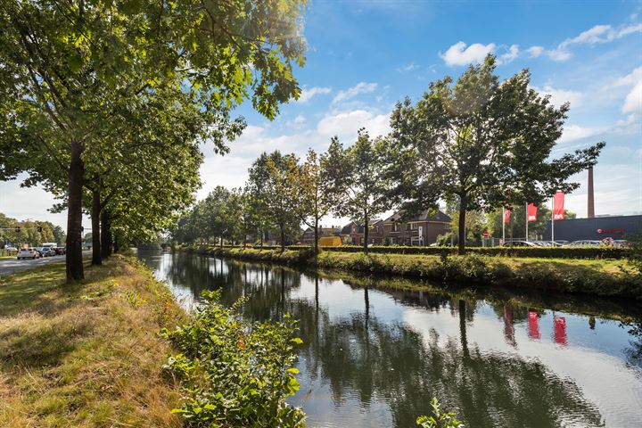 Bekijk foto 2 van Burgemeester Jhr. Quarles van Uffordlaan 511