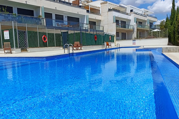 Avenida de Ibiza 25