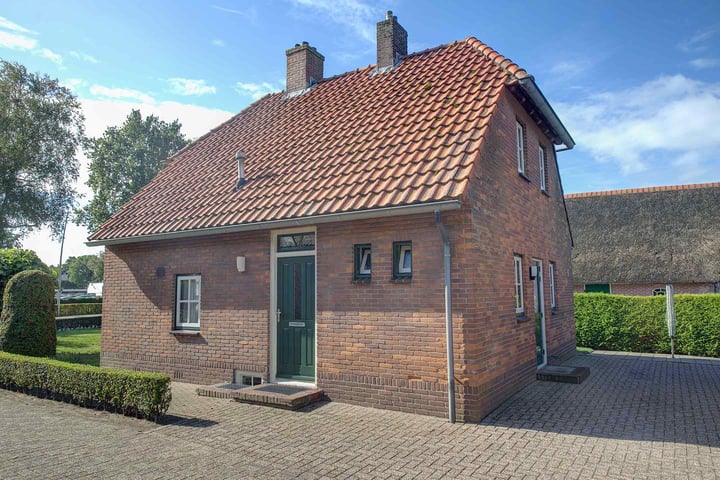 Bekijk foto 3 van Oude Rijksweg 330