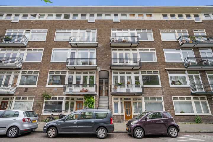 Bekijk foto 2 van Egidiusstraat 81-2