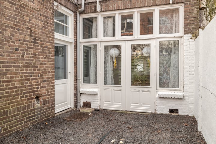 Bekijk foto 16 van Dillenburgstraat 19