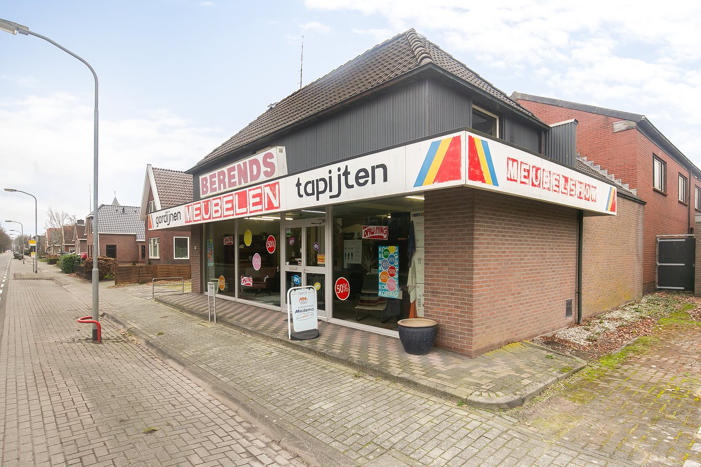 Bekijk foto 2 van Zuiderdiep 99