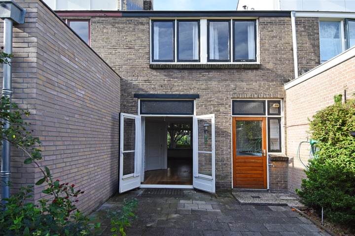 Bekijk foto 13 van Ambonstraat 10