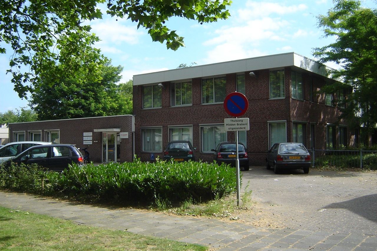 Bekijk foto 1 van Burg. Verwielstraat 67