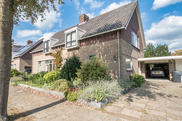 Bekijk foto 3 van Bilderdijkstraat 7