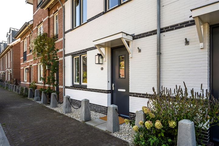 Bekijk foto 2 van Fort Aalsmeerstraat 14