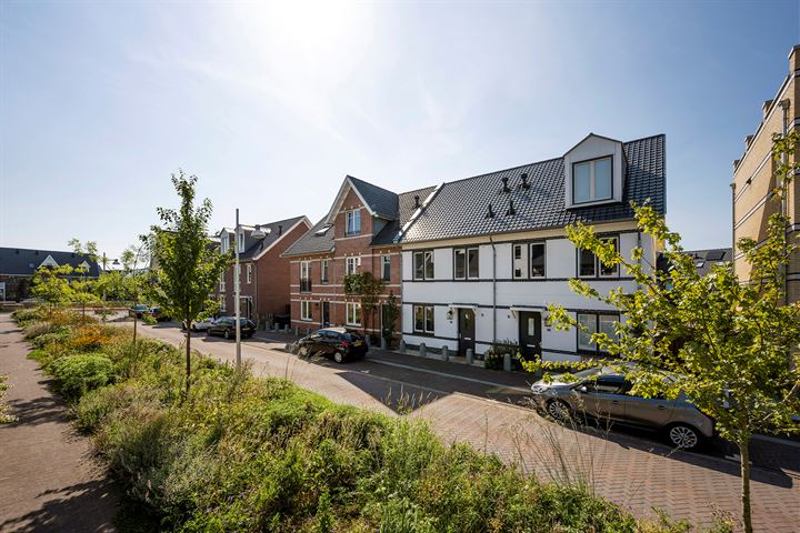 Bekijk foto 40 van Fort Aalsmeerstraat 14