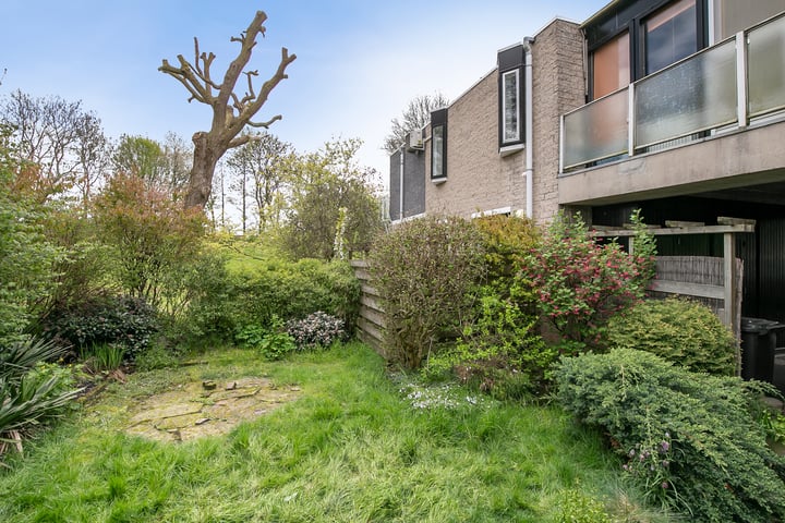 Bekijk foto 43 van Van der Werffstraat 23