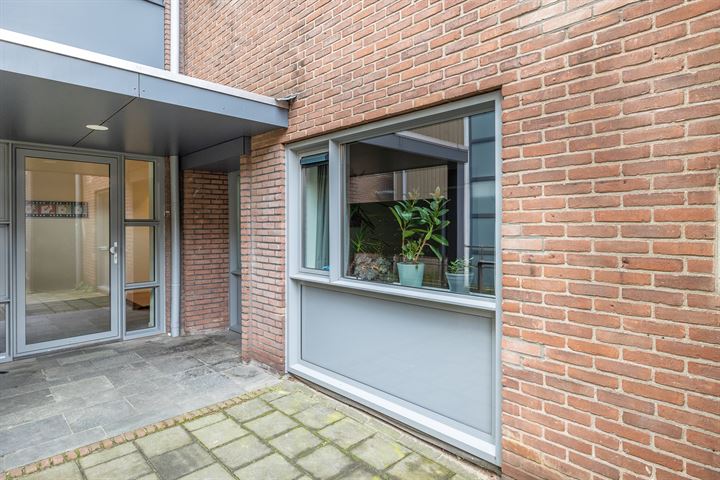 Bekijk foto 4 van Naarderstraat 33-E