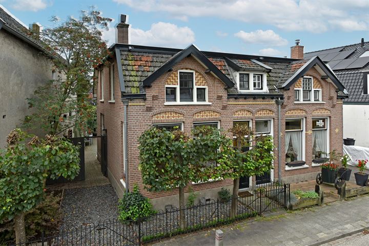 View photo 36 of Dokter Hermansstraat 30