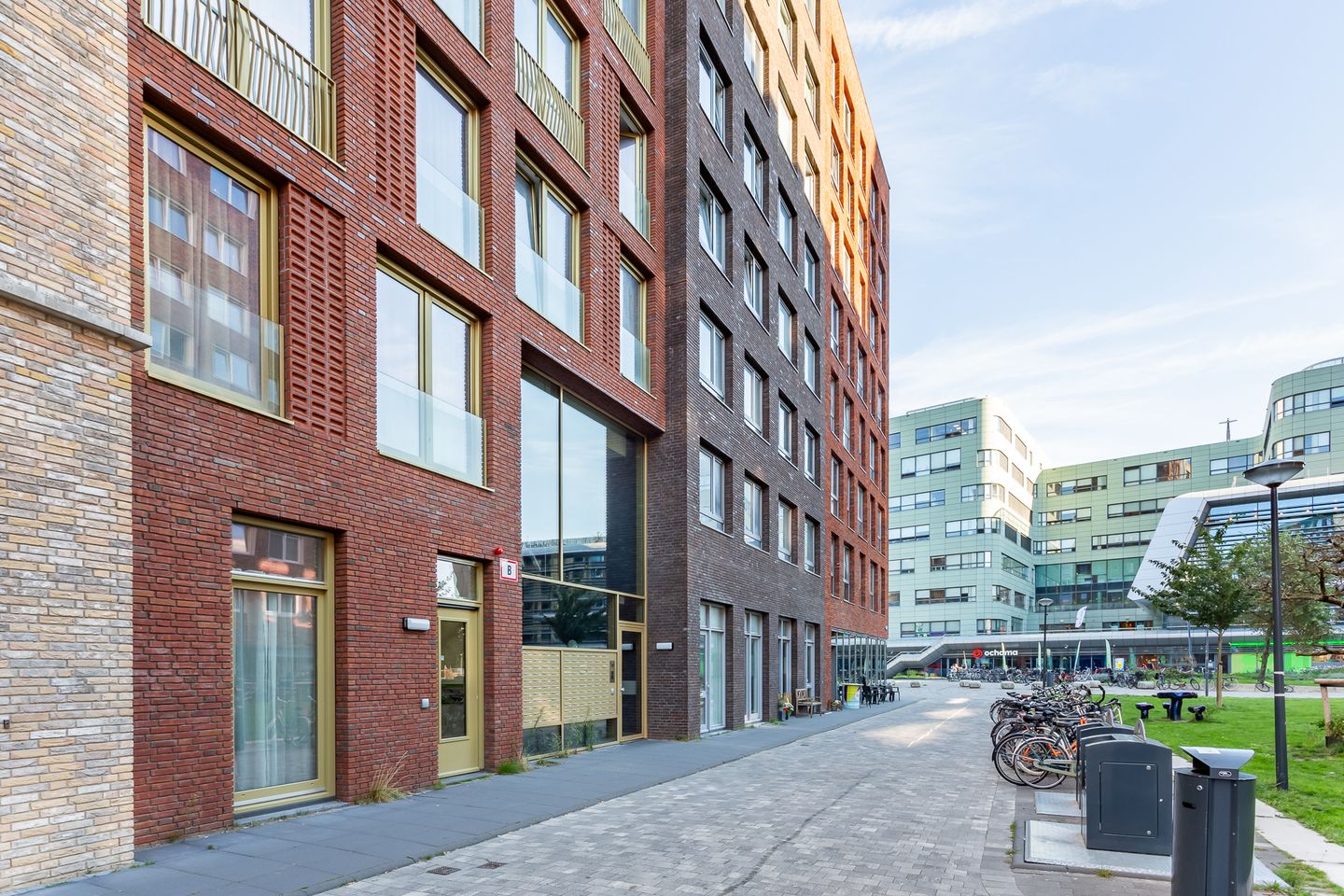 Foto 4 van Yours - Callisto