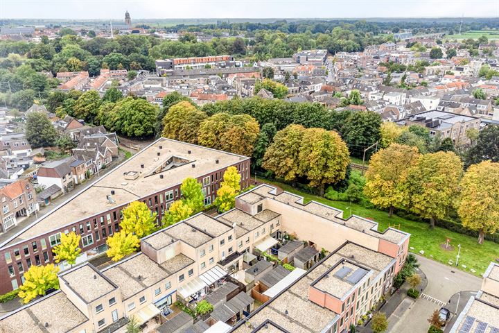 Bekijk foto 33 van Middelweg 22