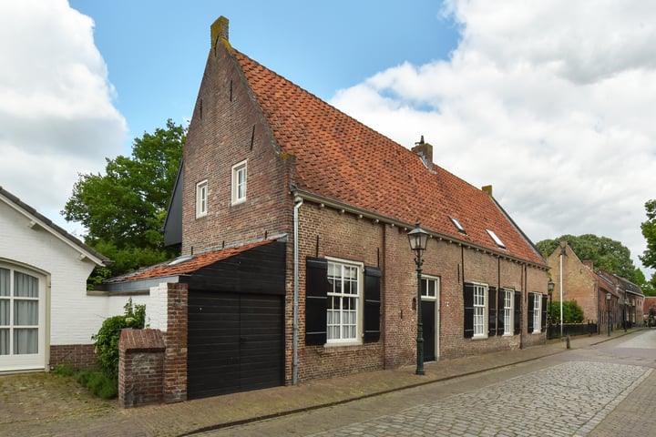 Bekijk foto 3 van Molenstraat 31