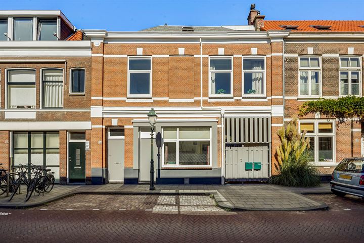 Bekijk foto 2 van Wassenaarsestraat 154-156