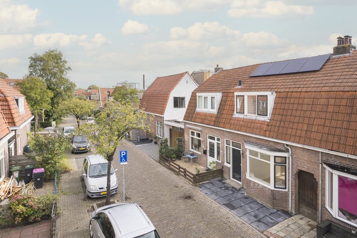 Bekijk foto 31 van Bernhardus Bumastraat 28