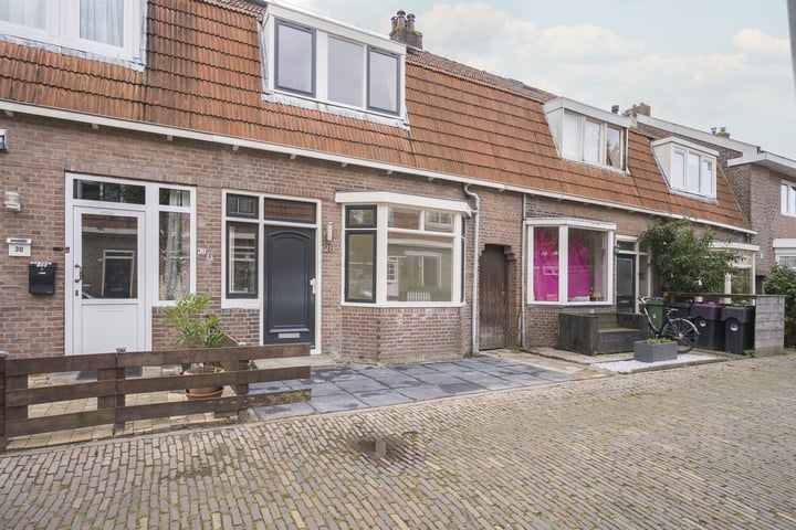 Bekijk foto 30 van Bernhardus Bumastraat 28