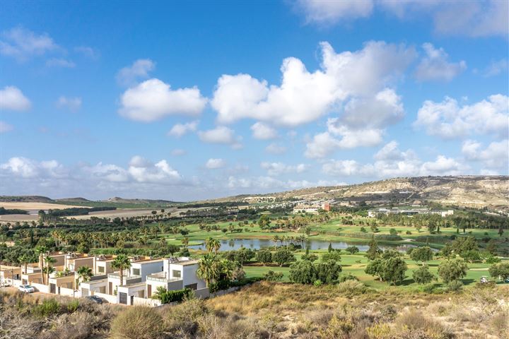 Bekijk foto 4 van Avinguda Antonio Pedrera Soler