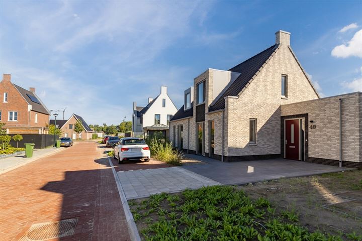 Bekijk foto 4 van Piet Bartenstraat 40