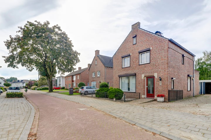 Bekijk foto 1 van Prins Hendrikstraat 4