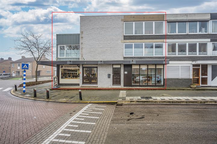 Bekijk foto van Pastoor Scheepersstraat 22