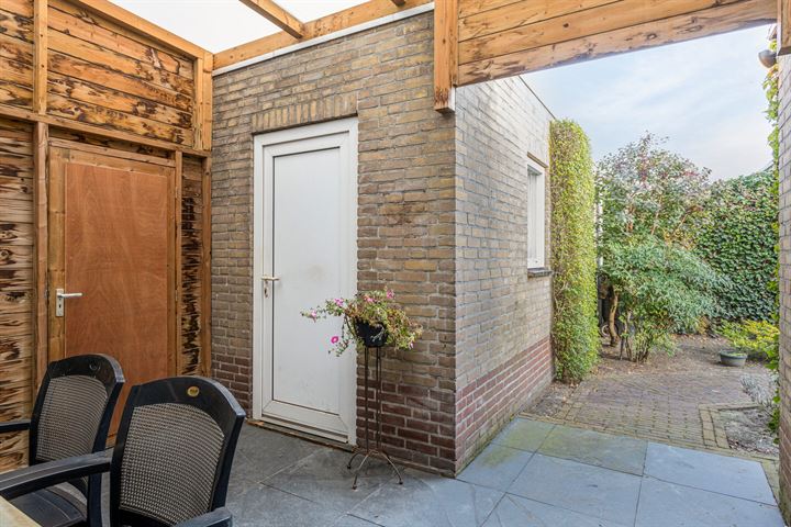 Bekijk foto 35 van Frans Halsstraat 6