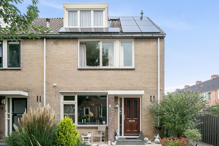 Bekijk foto 39 van Elftstraat 12