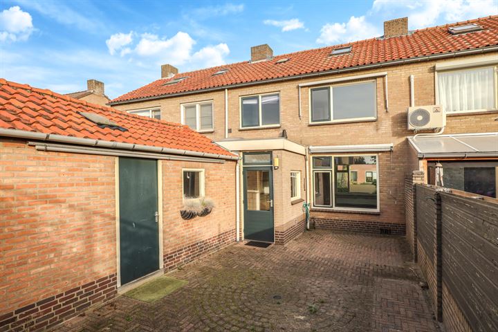 Bekijk foto 3 van Leliestraat 16