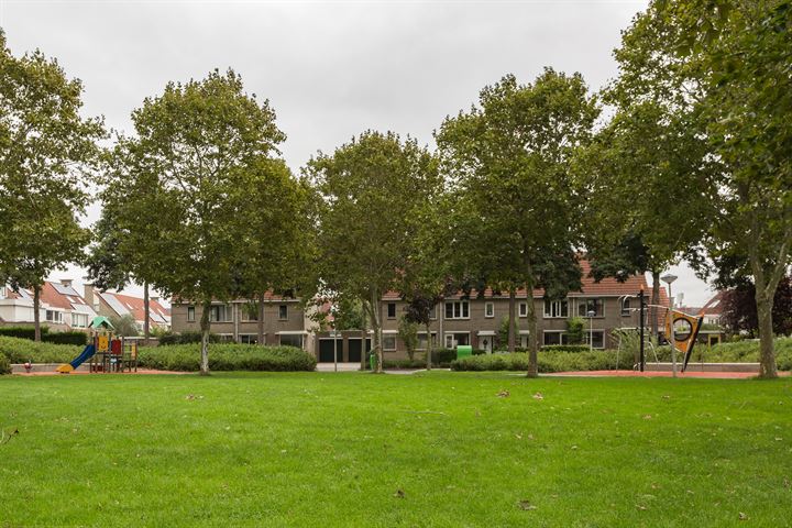 View photo 39 of Speenkruidstraat 17