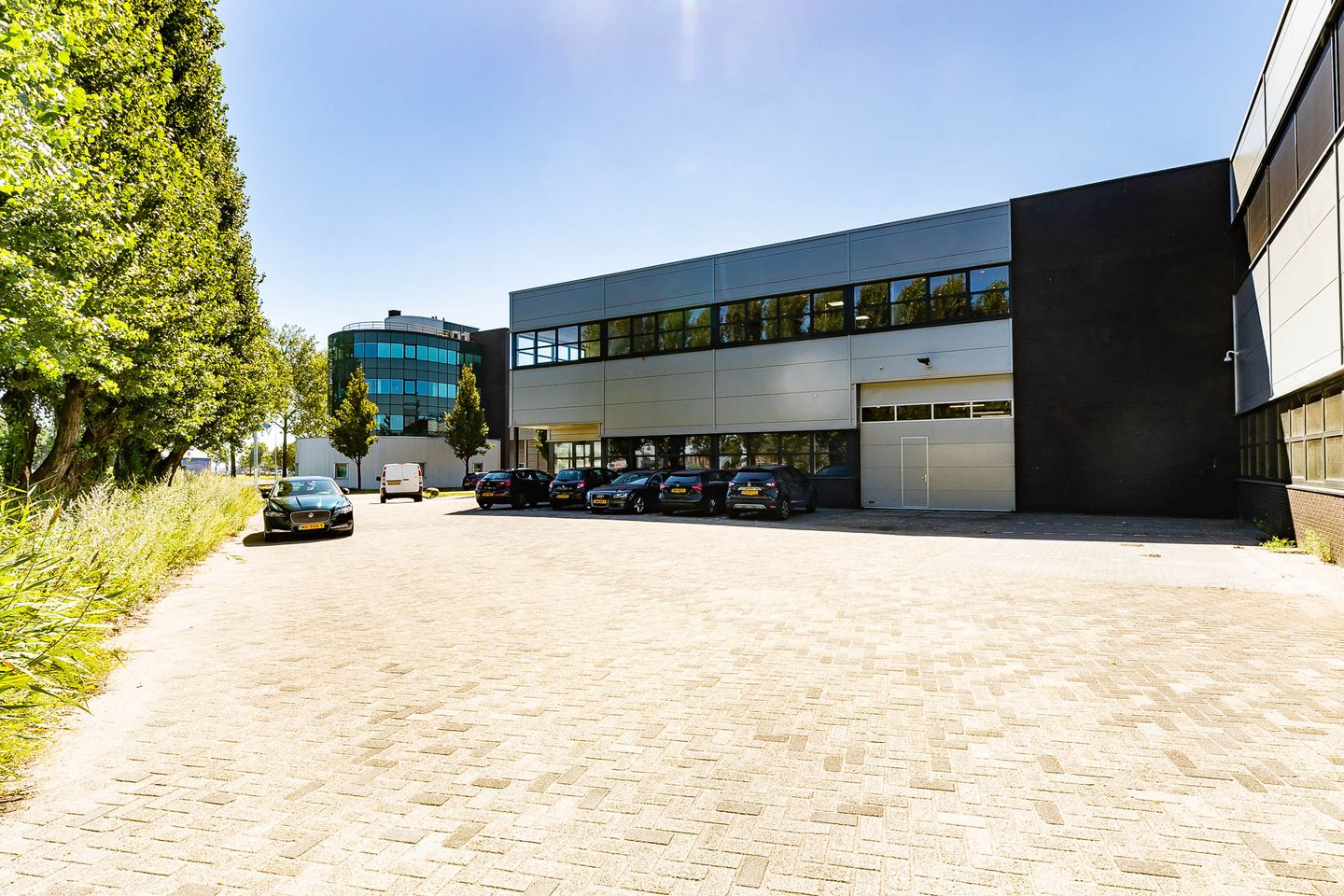View photo 1 of Dukdalfweg 49